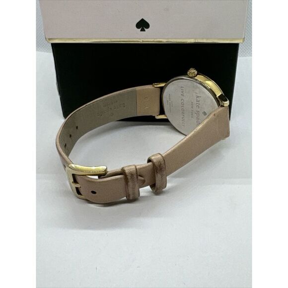 Kate Spade New York Metro 0073 Women\'s Beige Leather Analog Quartz Watch JNA159